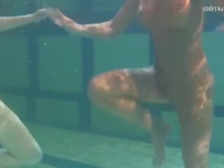 Smashing Chicks Irina and Anna Swim Naked in the Pool
